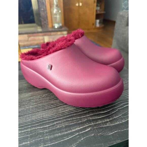 Melissa Shoes - NWOT MELISSA Free Clog Fluffy Platform SZ. 9